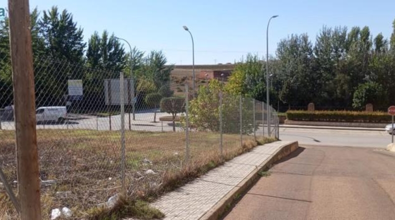 Badajoz - Almendralejo - 469m2