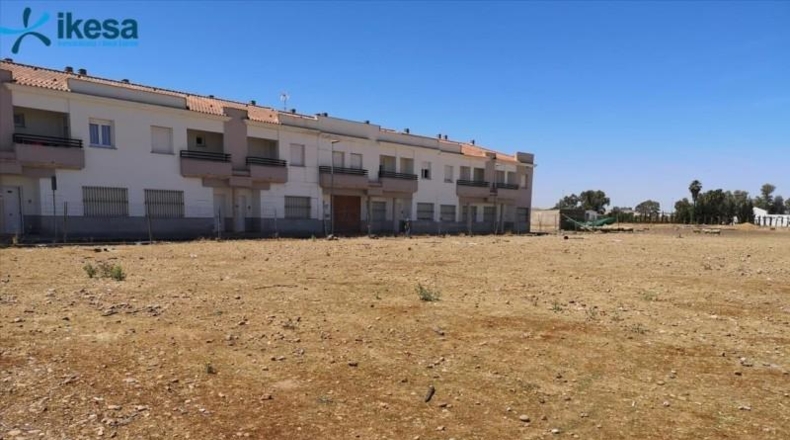 Badajoz - Талавера-ла-Реаль - 3506m2