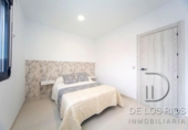 Chalet independiente con terreno en alquiler en la España, Granada, ref: TR294344 foto