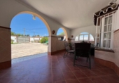 Chalet independiente con terreno en alquiler en la España, Chiclana de la Frontera, ref: TR279146 foto