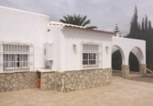 Chalet independiente con terreno en alquiler en la España, Media Legua, ref: TR398555 foto