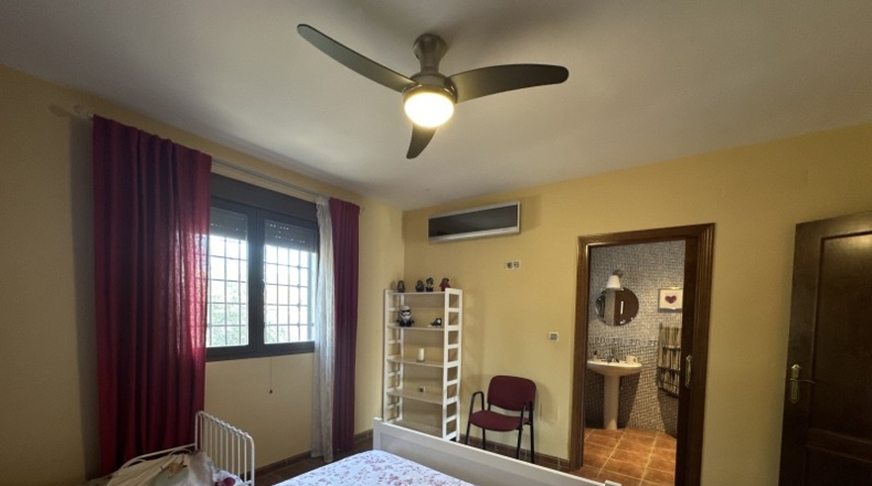 Granada - Loja - 200m2