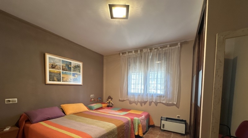 Granada - Loja - 200m2