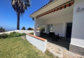 Chalet independiente con terreno en alquiler en la España, La Orotava, ref: TR271713 foto