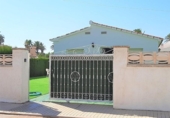 Chalet independiente con terreno en alquiler en la España, Dénia, ref: TR319177 foto