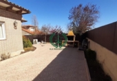 Chalet independiente con terreno en alquiler en la España, Pedrezuela, ref: TR314750 foto