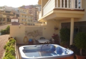 Chalet independiente con terreno en alquiler en la España, Candelaria, ref: TR268980 foto