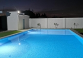 Chalet independiente con terreno en alquiler en la España, Chiclana de la Frontera, ref: TR279267 foto