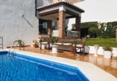Chalet independiente con terreno en alquiler en la España, Nerja, ref: TR399335 foto