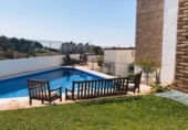 Chalet independiente con terreno en alquiler en la España, Nerja, ref: TR399335 foto