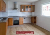 Chalet independiente con terreno en alquiler en la España, Bétera, ref: TR412913 foto