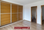 Chalet independiente con terreno en alquiler en la España, Bétera, ref: TR412913 foto