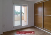 Chalet independiente con terreno en alquiler en la España, Bétera, ref: TR412913 foto