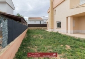 Chalet independiente con terreno en alquiler en la España, Bétera, ref: TR412913 foto