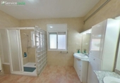 Chalet independiente con terreno en alquiler en la España, la Bisbal del Penedès, ref: TR279364 foto