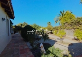 Chalet independiente con terreno en alquiler en la España, L'Alfàs del Pi, ref: TR367358 foto