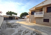 Casa de campo con terreno en alquiler en la España, Benicasim, ref: TR399089 foto