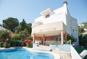Chiva 1438&nbsp;m²