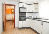 Chalet independiente con terreno en alquiler en la España, Chiva, ref: TR294471 foto
