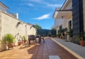 Chalet independiente con terreno en alquiler en la España, Sangenjo, ref: TR399292 foto