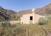 Chalet independiente con terreno en alquiler en la España, Playa de Mogán, ref: TR279357 foto