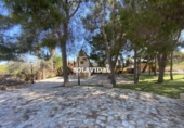 Chalet independiente con terreno en alquiler en la España, Orihuela, ref: TR343570 foto