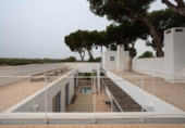 Chalet independiente con terreno en alquiler en la España, Chiclana de la Frontera, ref: TR314547 foto