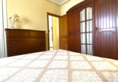 Chalet independiente con terreno en alquiler en la España, Chiclana de la Frontera, ref: TR343527 foto
