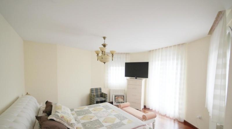 Валенсия - Torrente - 900m2