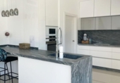 Chalet independiente con terreno en alquiler en la España, Finestrat, ref: TR310614 foto
