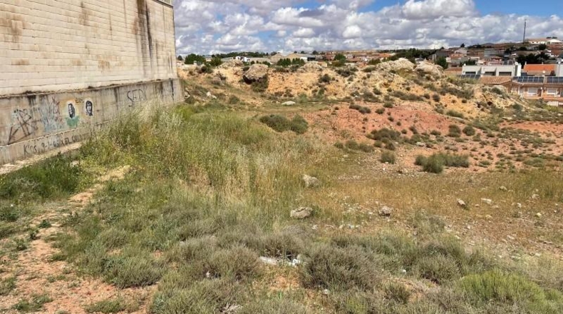 Albacete - Fuentealbilla - 2416m2
