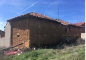 Дом с участком на продажу в городе Valverde de la Virgen Фото