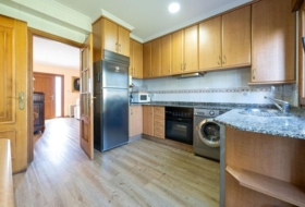 Sangenjo 706&nbsp;m²