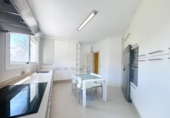 Chalet independiente con terreno en alquiler en la España, Marbella, ref: TR297263 foto