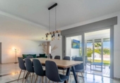 Chalet independiente con terreno en alquiler en la España, Marbella, ref: TR288331 foto