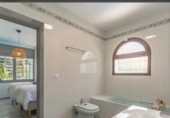 Chalet independiente con terreno en alquiler en la España, Marbella, ref: TR288331 foto