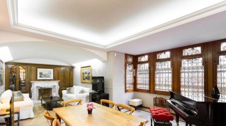 Barcelona - Castellar del Vallès - 938m2