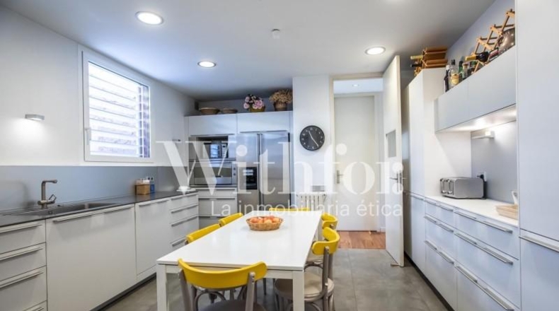 Barcelona - Esplugues de Llobregat - 390m2