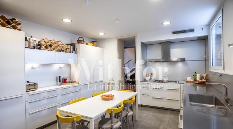 Barcelona - Esplugues de Llobregat - 390m2
