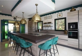 Estepona 2000&nbsp;m²