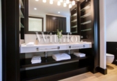 Chalet independiente con terreno en alquiler en la España, Barcelona, ref: TR399858 foto