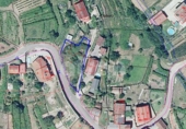 Отдельно стоящий дом с участком на продажу в городе Puenteareas Фото