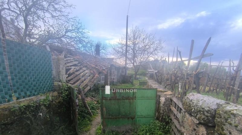 Orense - Amoeiro - 1004m2