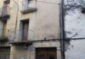 Дом с участком на продажу в городе Ulldecona Фото