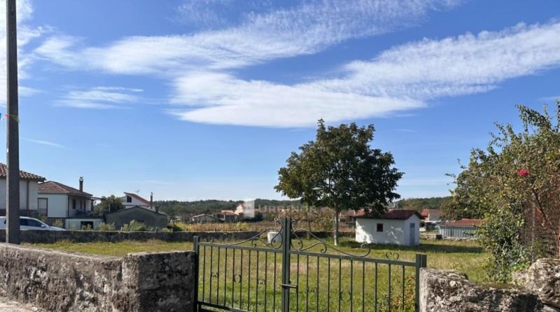 Orense - Esgos - 774m2