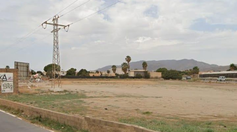 Almería - El Ejido - 1149m2