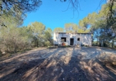 Земля на продажу у города La Llosa de Ranes Фото