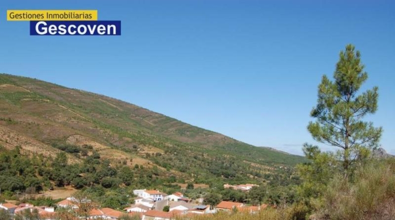 Cáceres - Valencia de Alcántara - 9300m2