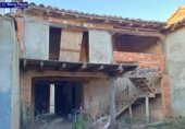 Casa de camp amb terreny en venda a la España, Onzonilla, ref.: TR313401 foto