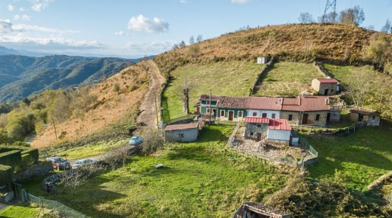 Asturias - Langreo - 600m2